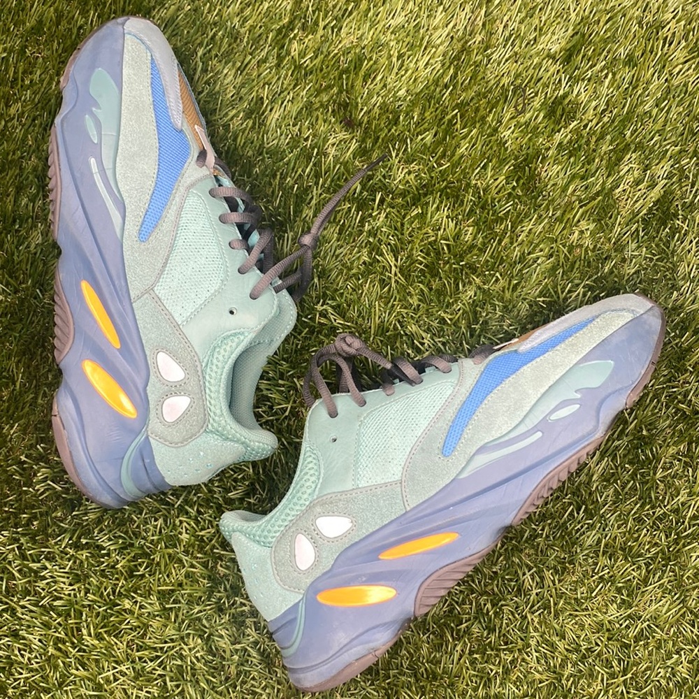 Yeezy 700 boost Azul